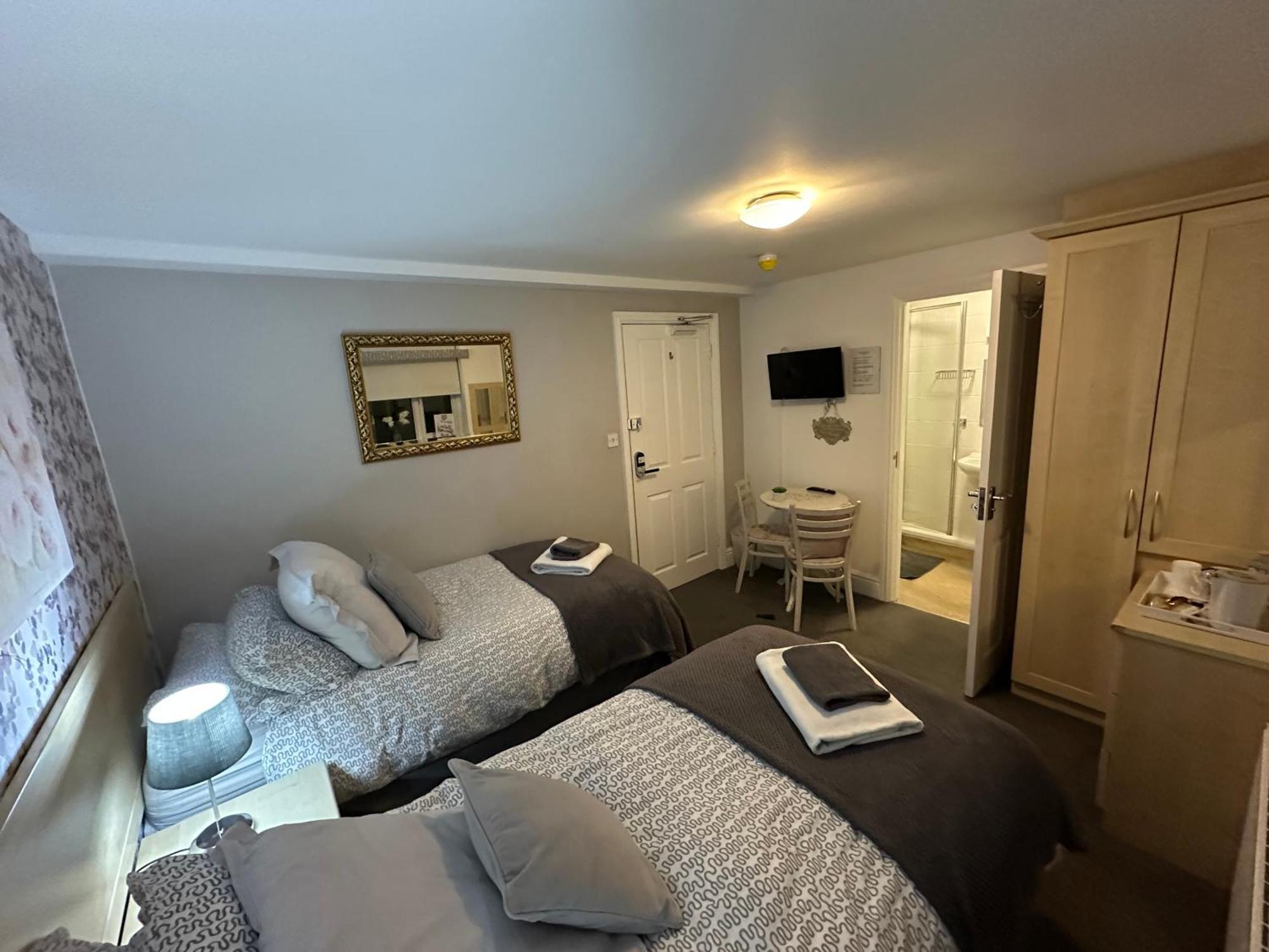 Station Approach B&B Boutique Stays Solihull Exteriör bild